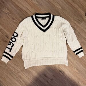 SHEIN White and Black V-Neck Sweater